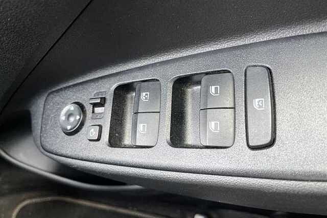 Hyundai i10 1.0 Premium Hatchback 5dr Petrol Auto Euro 6 (s/s) (67 ps)