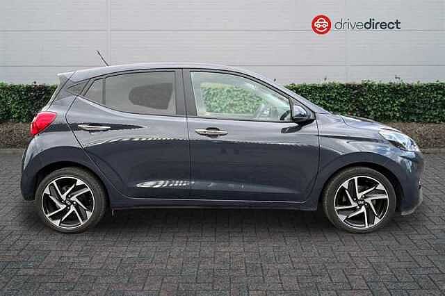 Hyundai i10 1.0 Premium Hatchback 5dr Petrol Auto Euro 6 (s/s) (67 ps)