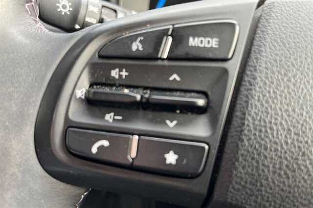 Hyundai i10 1.0 Premium Hatchback 5dr Petrol Auto Euro 6 (s/s) (67 ps)