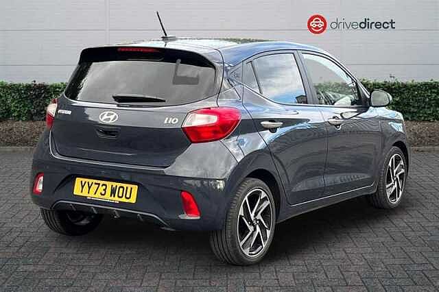 Hyundai i10 1.0 Premium Hatchback 5dr Petrol Auto Euro 6 (s/s) (67 ps)