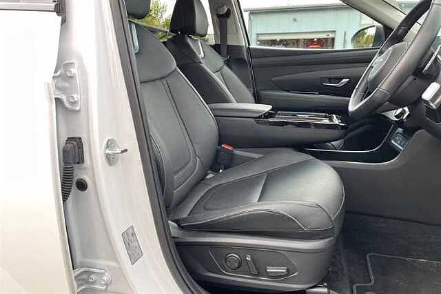 Hyundai TUCSON 1.6 T-GDi MHEV Ultimate SUV 5dr Petrol Hybrid DCT Euro 6 (s/s) (160 ps) White