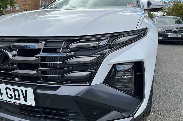 Hyundai TUCSON 1.6 T-GDi MHEV Ultimate SUV 5dr Petrol Hybrid DCT Euro 6 (s/s) (160 ps) White