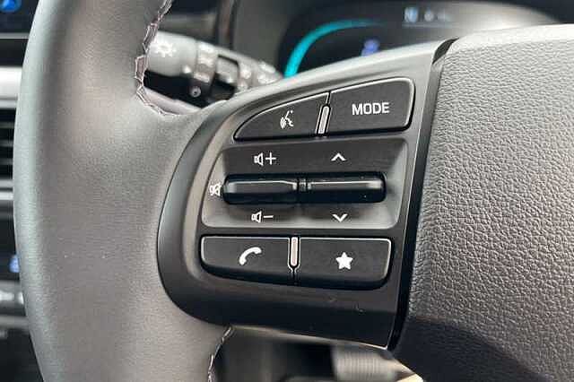 Hyundai i10 1.2 Premium Hatchback 5dr Petrol Auto Euro 6 (s/s) (79 ps)