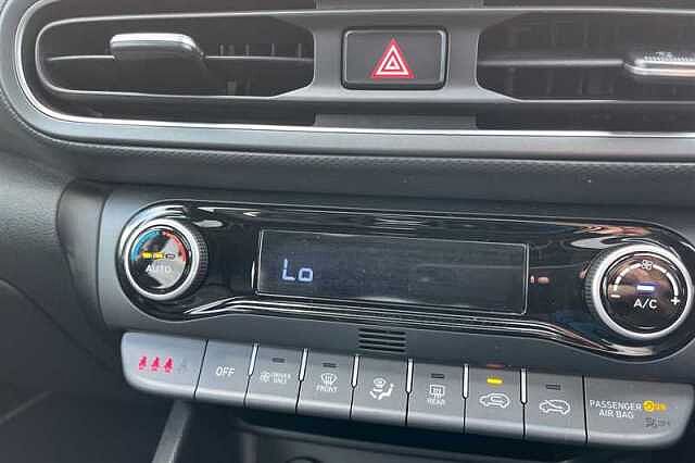 Hyundai KONA 1.6 h-GDi Ultimate SUV 5dr Petrol Hybrid DCT Euro 6 (s/s) (141 ps)