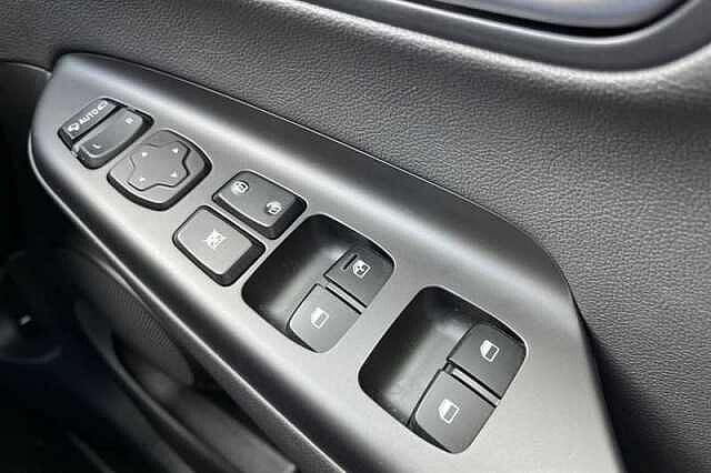 Hyundai KONA 1.6 h-GDi Ultimate SUV 5dr Petrol Hybrid DCT Euro 6 (s/s) (141 ps)