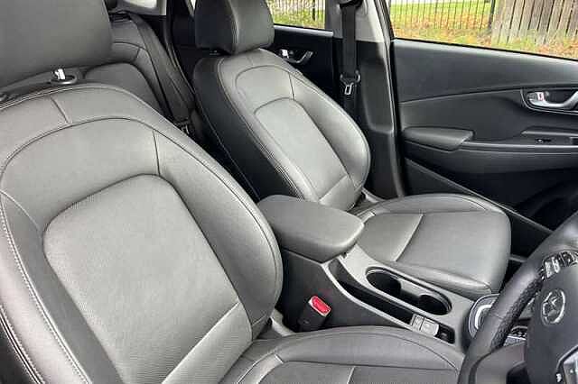 Hyundai KONA 1.6 h-GDi Ultimate SUV 5dr Petrol Hybrid DCT Euro 6 (s/s) (141 ps)