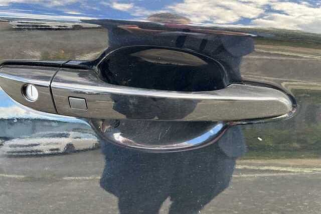 Hyundai KONA 1.6 h-GDi Ultimate SUV 5dr Petrol Hybrid DCT Euro 6 (s/s) (141 ps)