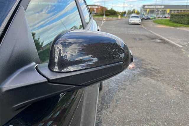 Hyundai KONA 1.6 h-GDi Ultimate SUV 5dr Petrol Hybrid DCT Euro 6 (s/s) (141 ps)