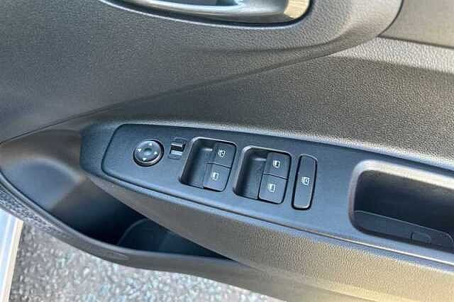 Hyundai i10 1.0 Advance Hatchback 5dr Petrol Auto Euro 6 (s/s) (63 ps)