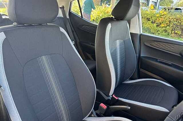 Hyundai i10 1.0 Advance Hatchback 5dr Petrol Auto Euro 6 (s/s) (63 ps)