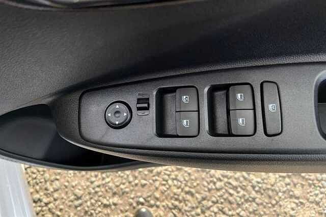 Hyundai I10 1.2 Advance Hatchback 5dr Petrol Auto Euro 6 (s/s) (79 ps) White