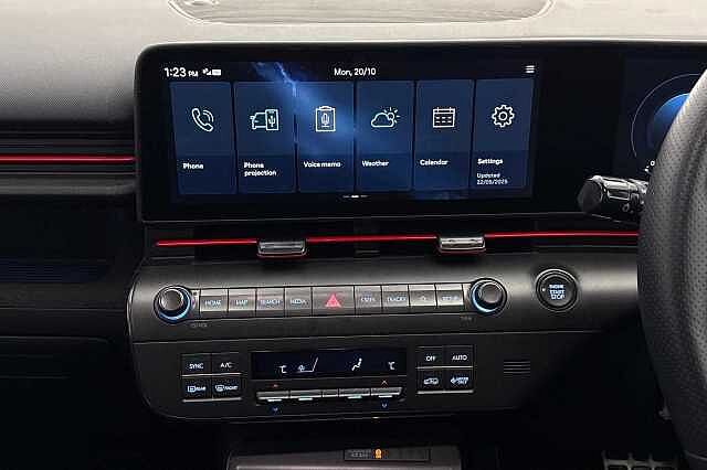 Hyundai BAYON 1.0 T-GDi Ultimate SUV 5dr Petrol DCT Euro 6 (s/s) (100 ps) Blue