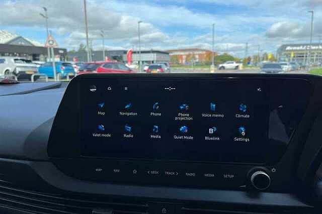 Hyundai BAYON 1.0 T-GDi Ultimate SUV 5dr Petrol DCT Euro 6 (s/s) (100 ps) Blue