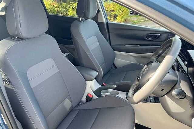 Hyundai BAYON 1.0 T-GDi Ultimate SUV 5dr Petrol DCT Euro 6 (s/s) (100 ps) Blue