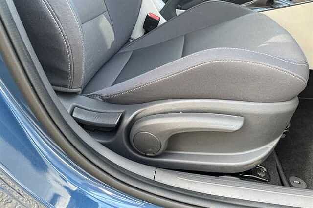 Hyundai BAYON 1.0 T-GDi Ultimate SUV 5dr Petrol DCT Euro 6 (s/s) (100 ps) Blue