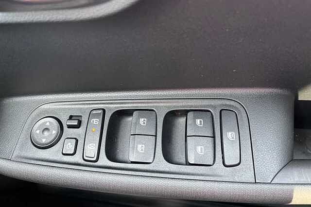 Hyundai INSTER Long Range 49kWh 02 SUV 5dr Electric Auto (115 ps)