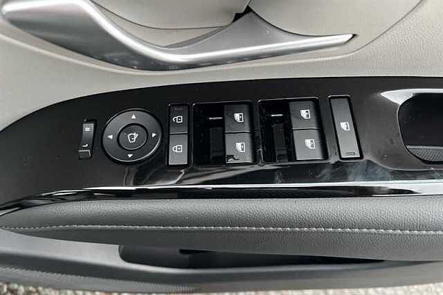 Hyundai TUCSON 1.6 T-GDi Ultimate SUV 5dr Petrol Hybrid Auto Euro 6 (s/s) (215 ps)