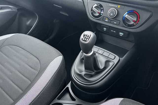 Hyundai i10 1.0 Advance Hatchback 5dr Petrol Manual Euro 6 (s/s) (63 ps)