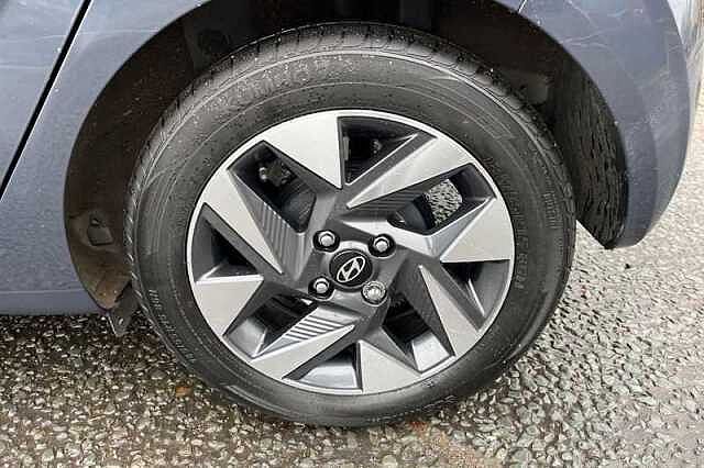 Hyundai i10 1.0 Advance Hatchback 5dr Petrol Auto Euro 6 (s/s) (63 ps)