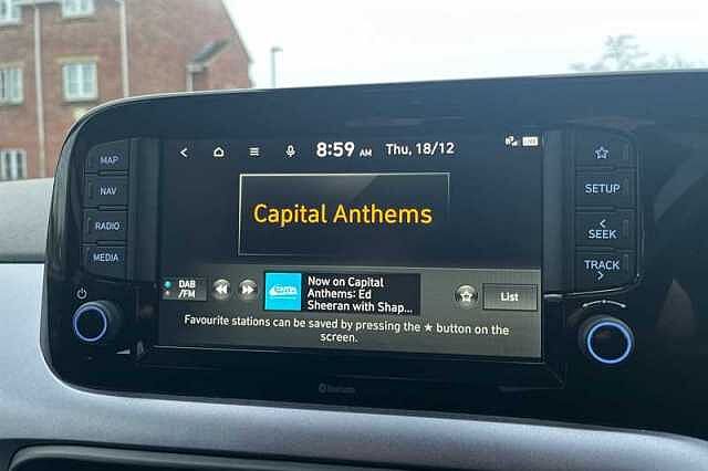 Hyundai i10 1.0 Premium Hatchback 5dr Petrol Auto Euro 6 (s/s) (63 ps)