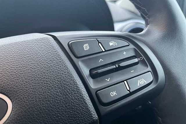 Hyundai i10 1.0 Premium Hatchback 5dr Petrol Auto Euro 6 (s/s) (63 ps)
