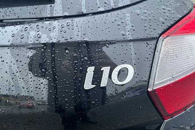 Hyundai i10 1.0 Premium Hatchback 5dr Petrol Auto Euro 6 (s/s) (63 ps)