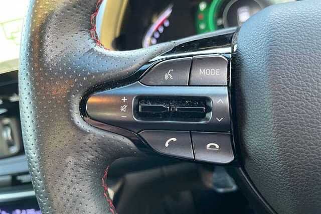 Hyundai i30 1.5 T-GDi MHEV N Line Hatchback 5dr Petrol Hybrid DCT Euro 6 (s/s) (159 ps)