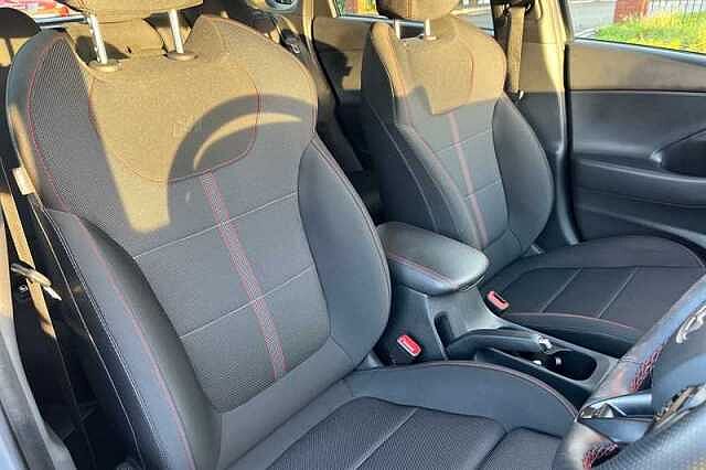 Hyundai i30 1.5 T-GDi MHEV N Line Hatchback 5dr Petrol Hybrid DCT Euro 6 (s/s) (159 ps)
