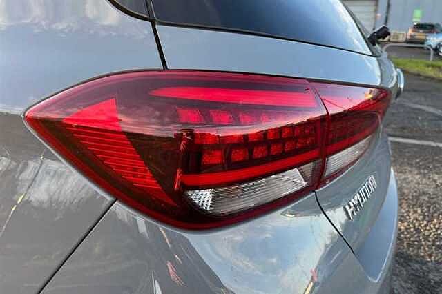 Hyundai i30 1.5 T-GDi MHEV N Line Hatchback 5dr Petrol Hybrid DCT Euro 6 (s/s) (159 ps)