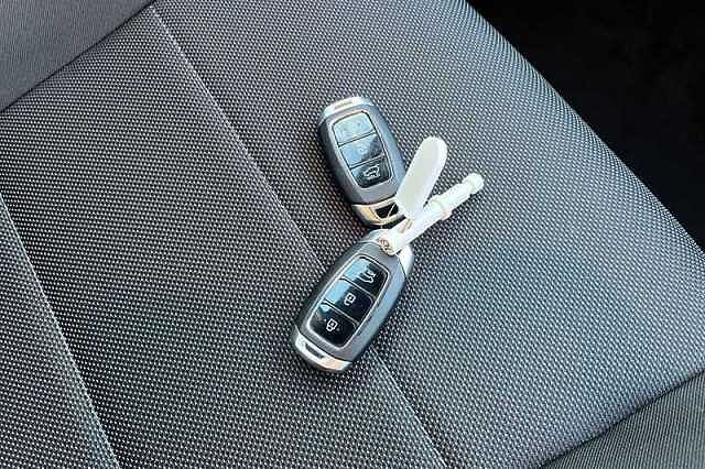 Hyundai i30 1.5 T-GDi MHEV N Line Hatchback 5dr Petrol Hybrid DCT Euro 6 (s/s) (159 ps)