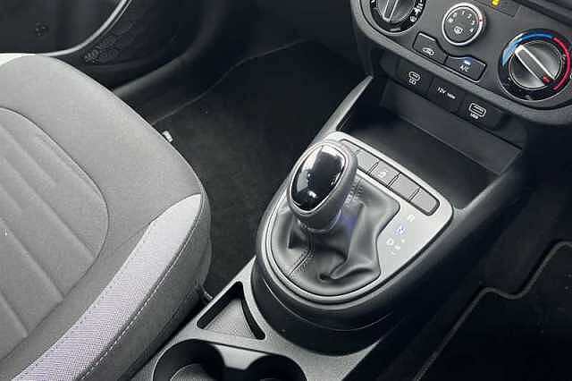 Hyundai i10 1.0 Advance Hatchback 5dr Petrol Auto Euro 6 (s/s) (63 ps)