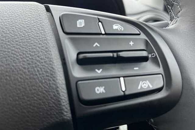 Hyundai i10 1.0 Advance Hatchback 5dr Petrol Auto Euro 6 (s/s) (63 ps)