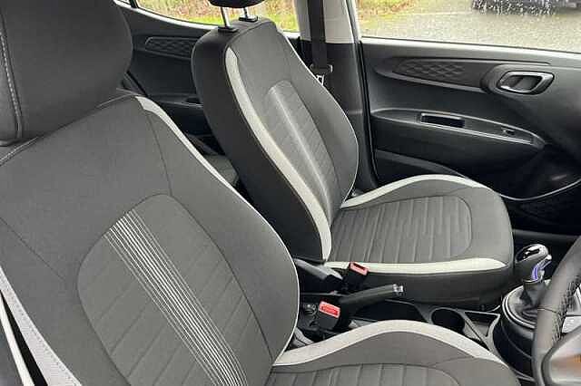 Hyundai i10 1.0 Advance Hatchback 5dr Petrol Auto Euro 6 (s/s) (63 ps)