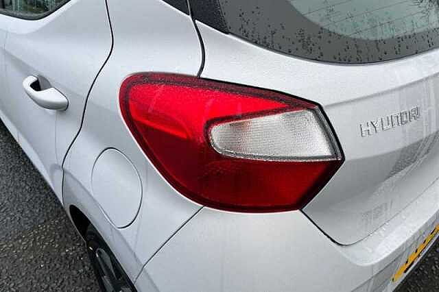 Hyundai i10 1.0 Advance Hatchback 5dr Petrol Auto Euro 6 (s/s) (63 ps)