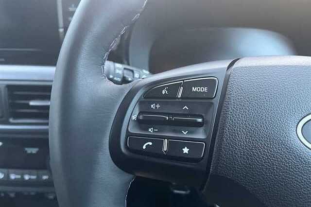 Hyundai i10 1.2 Premium Hatchback 5dr Petrol Auto Euro 6 (s/s) (79 ps)