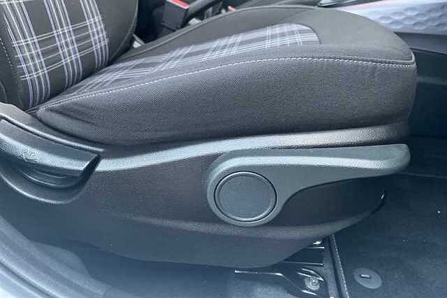 Hyundai i10 1.2 Premium Hatchback 5dr Petrol Auto Euro 6 (s/s) (79 ps)