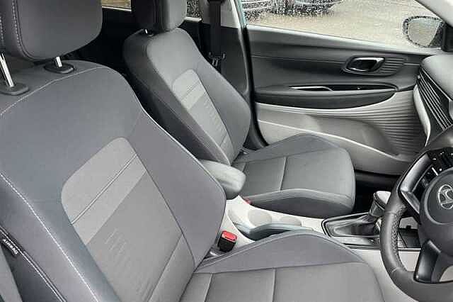 Hyundai BAYON 1.0 T-GDi Ultimate SUV 5dr Petrol DCT Euro 6 (s/s) (100 ps) Green