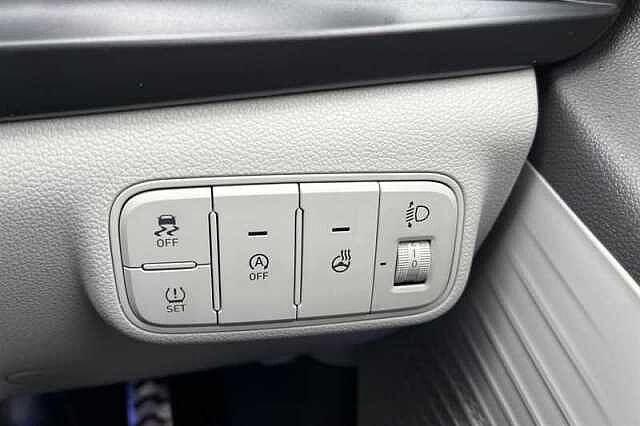 Hyundai BAYON 1.0 T-GDi Ultimate SUV 5dr Petrol DCT Euro 6 (s/s) (100 ps) Green