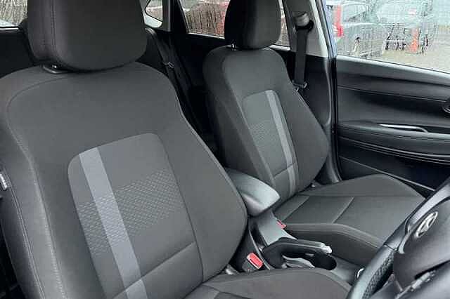 Hyundai I20 1.0 T-GDi Premium Hatchback 5dr Petrol DCT Euro 6 (s/s) (100 ps) Blue