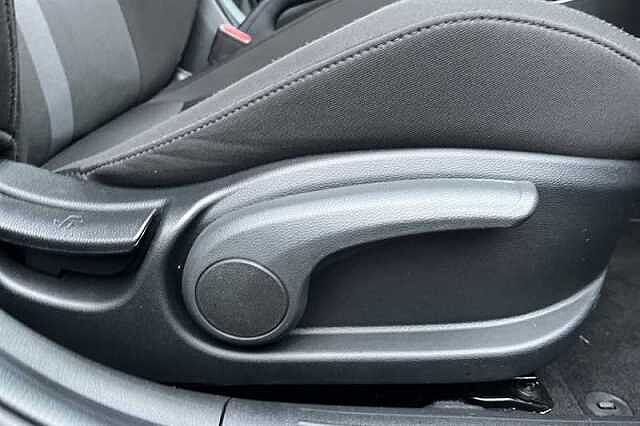 Hyundai I20 1.0 T-GDi Premium Hatchback 5dr Petrol DCT Euro 6 (s/s) (100 ps) Blue