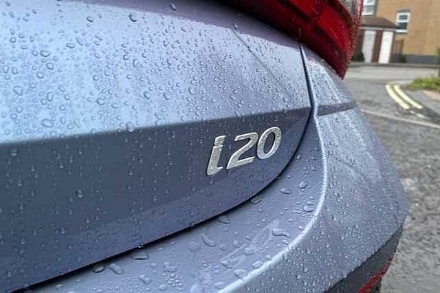 Hyundai I20 1.0 T-GDi Premium Hatchback 5dr Petrol DCT Euro 6 (s/s) (100 ps) Blue