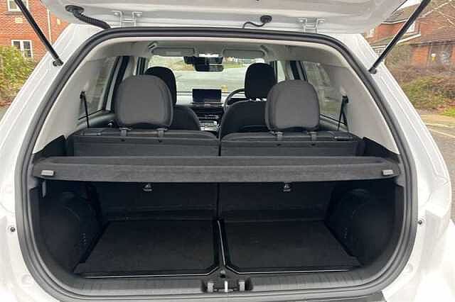 Hyundai INSTER Long Range 49kWh 02 SUV 5dr Electric Auto (115 ps)