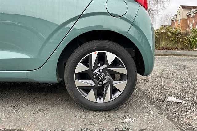 Hyundai I10 I10 1.0 [63] Advance 5dr [Nav] Hatchback Green