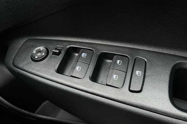 Hyundai I10 I10 1.0 [63] Advance 5dr [Nav] Hatchback Green