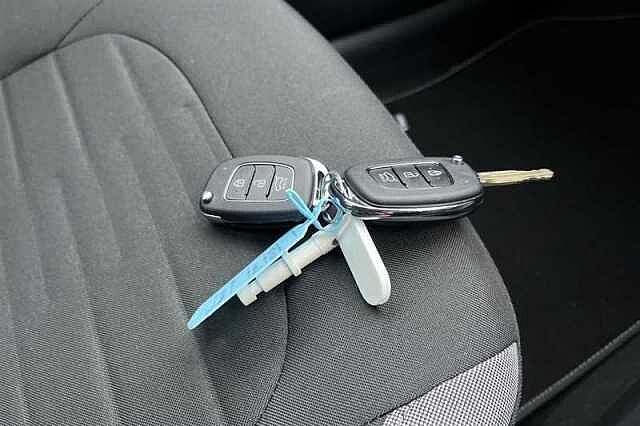 Hyundai I10 I10 1.0 [63] Advance 5dr [Nav] Hatchback Green