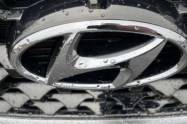 Hyundai SANTA FE 2.2 CRDi Ultimate SUV 5dr Diesel DCT 4WD Euro 6 (s/s) (193 ps)