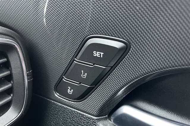 Hyundai SANTA FE 2.2 CRDi Ultimate SUV 5dr Diesel DCT 4WD Euro 6 (s/s) (193 ps)