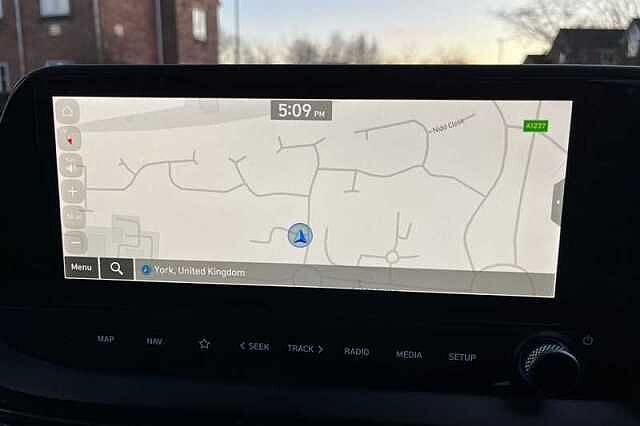 Hyundai BAYON 1.0 T-GDi MHEV Premium SUV 5dr Petrol Hybrid DCT Euro 6 (s/s) (120 ps)