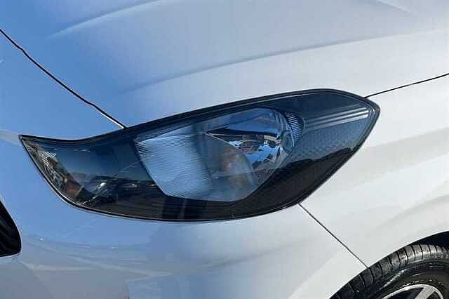 Hyundai I10 1.0 Advance Hatchback 5dr Petrol Manual Euro 6 (s/s) (63 ps) White