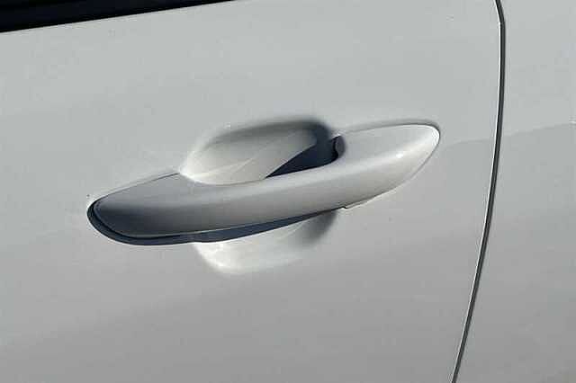 Hyundai I10 1.0 Advance Hatchback 5dr Petrol Manual Euro 6 (s/s) (63 ps) White